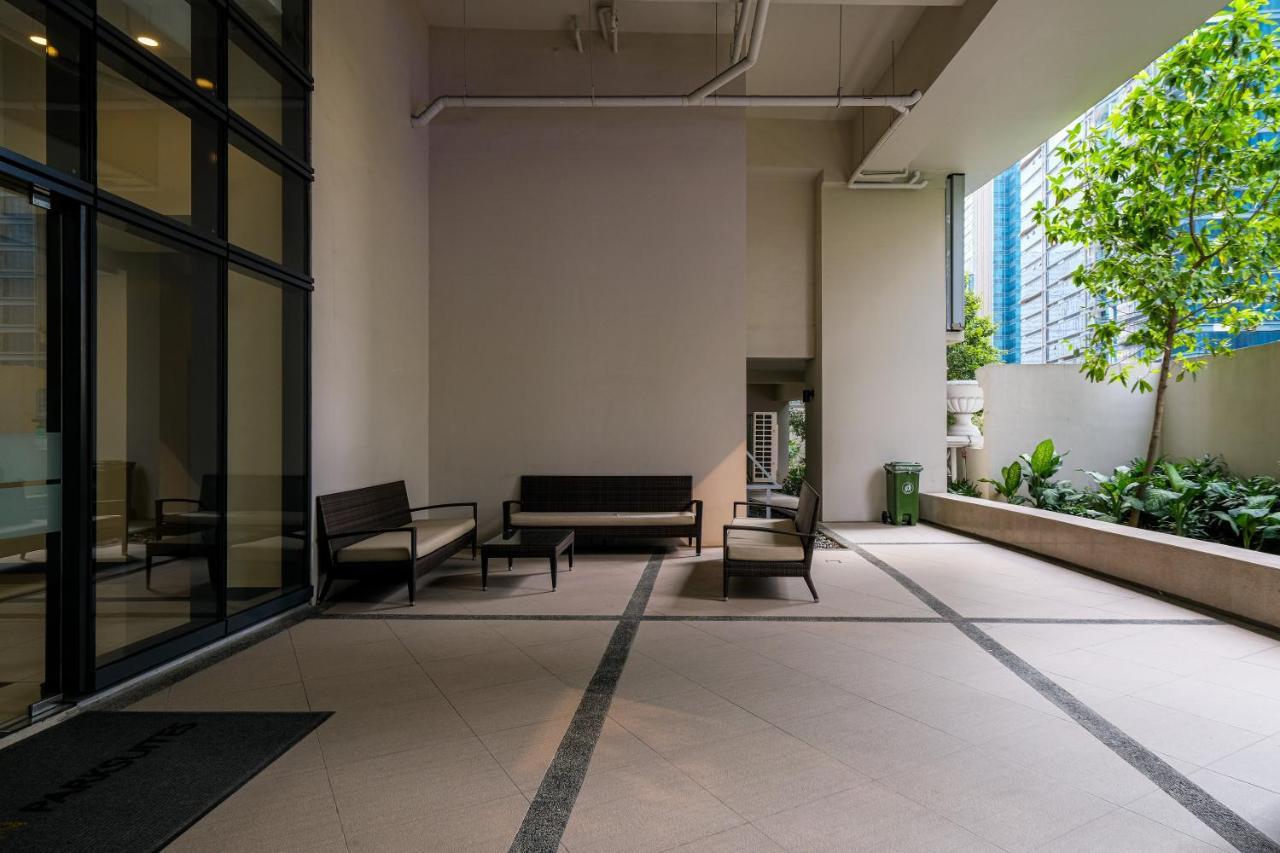 Cityscape View 2Br In Uptown Bgc W 200Mbps Wifi Taguig Exterior photo